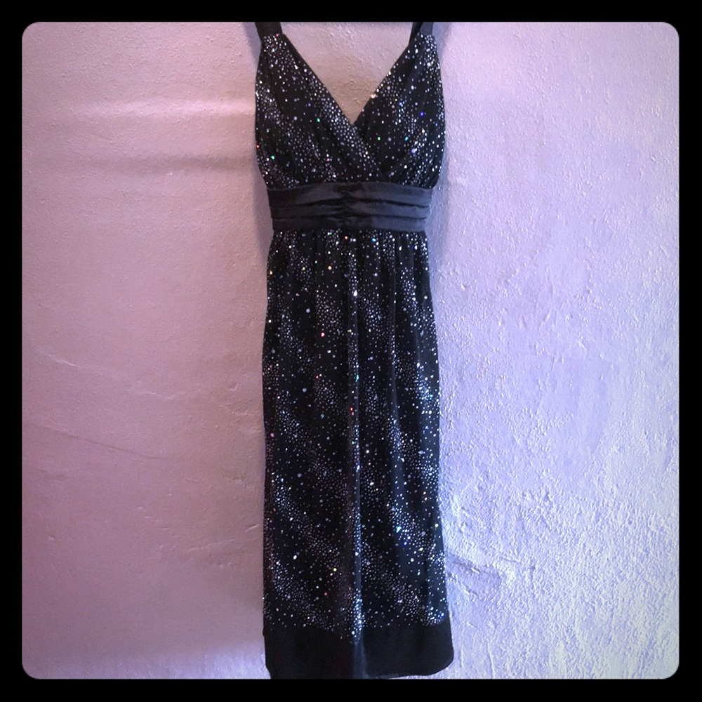 Glitter/sequined cocktail dress black.